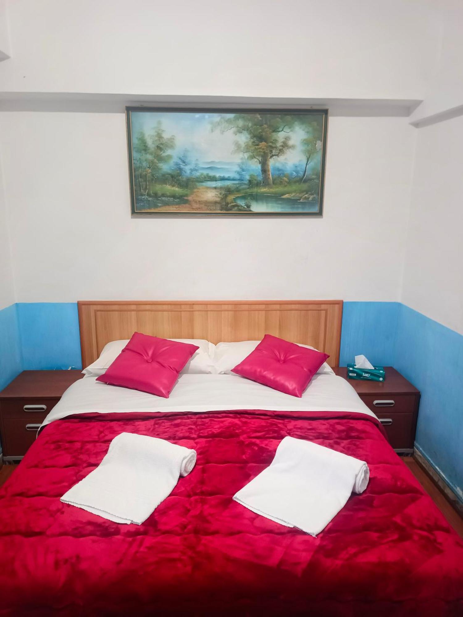 Host Roma Hostel Kültér fotó